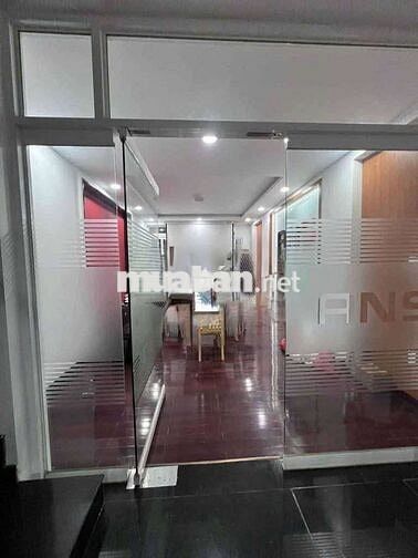 Nhà 5 tầng Bạch Đằng, khu sân bay tiện kinh doanh đa ngành.