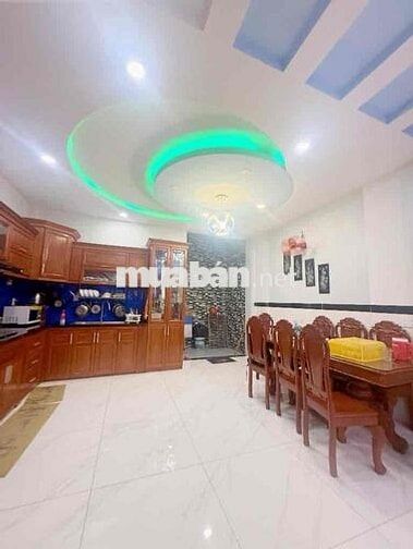 BÁN NHÀ TÂN KỲ TÂN QUÝ (100m2)ngay E/ON TÂN PHÚ