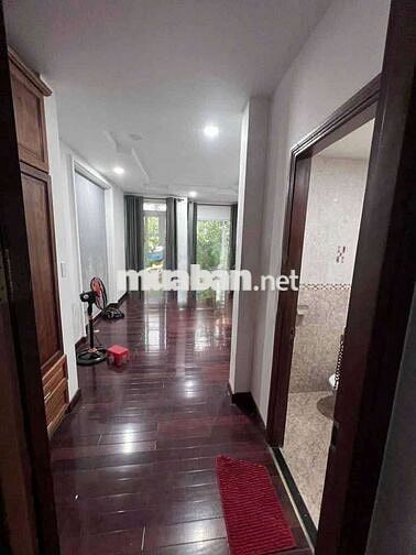 Nhà 5 tầng Bạch Đằng, khu sân bay tiện kinh doanh đa ngành.