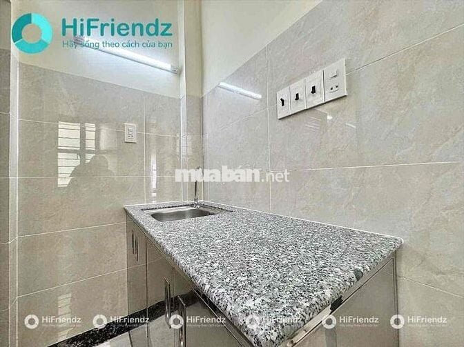 SIÊU PHẨM GÁC - GIÁ RẺ - CỬA SỔ THANG MÁY - NGAY ĐẠI HỌC HUTECH, VLU,.