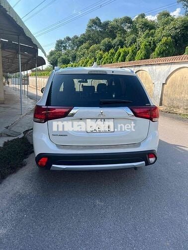 Mitsubishi Outlander 2016 2.0 CVT - 79000 km