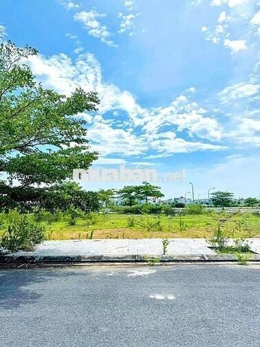 Siểu phẩm biệt thư giá cực tốt.