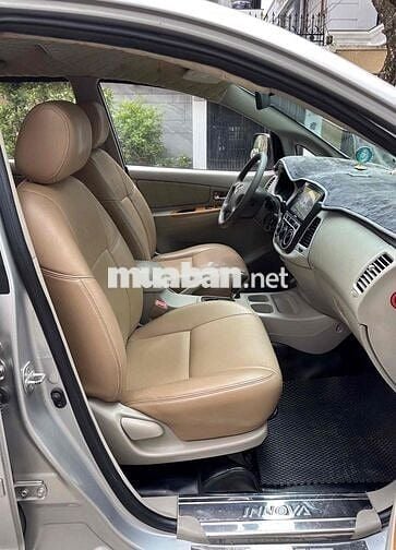 Toyota Innova 2009 V - 140000 km