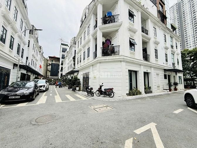 Liền Kề cạnh Tiểu học Vinschool Hàm Nghi, thông sàn kinh doanh