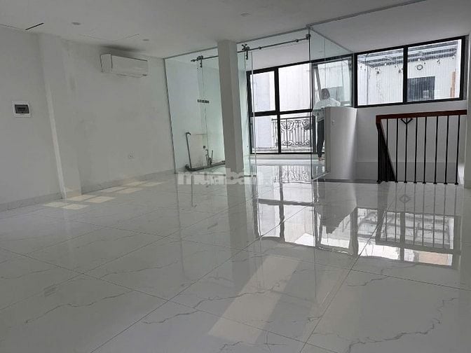 Liền Kề cạnh Tiểu học Vinschool Hàm Nghi, thông sàn kinh doanh