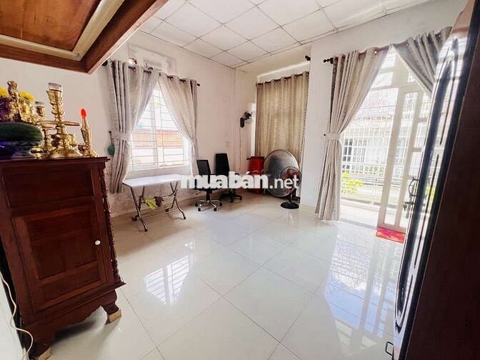 Nhà đẹp 2T 3pn 75m2 gần chợ cầu gò vấp chỉ hơn 4 tỷ