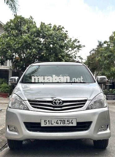 Toyota Innova 2009 V - 140000 km