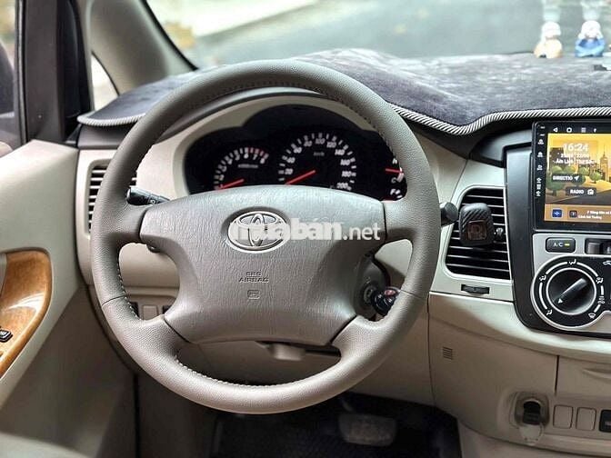 Toyota Innova 2009 V - 140000 km