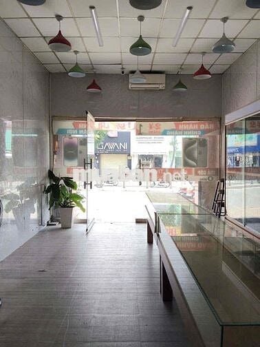 Cho thuê mặt bằng đường Quang Trung