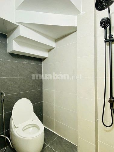 Tài chính 2tỷ ace ib Em ngay nhé 58m2 với 1 trệt 1 lầu, sổ riêng, HXH