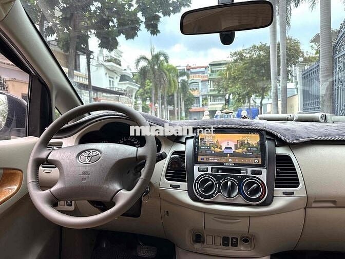 Toyota Innova 2009 V - 140000 km
