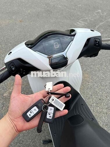 Shvn 125cc Trắng Đen 2/2025 Odo 1 Ngàn Leng Keng🎉🎉