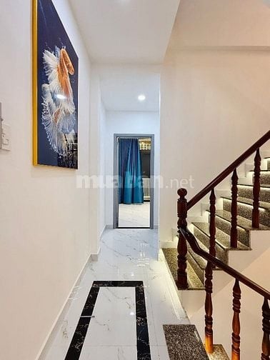 Bán gấp nhà riêng đường Hoà Hưng, P13, Q10. Chỉ 3,68tỷ. Hẻm 5m. LHN