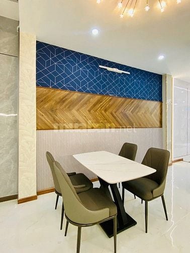 Nhượng lại căn nhà 2 tầng ngay Hoàng Việt, TB. DT: 50.4m2 / 2.8 Tỷ 