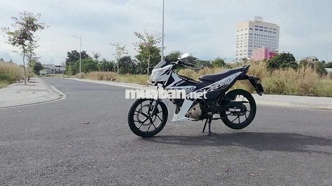 Raider Susuki đời Fi đăng ký 2018 màu trắng đen