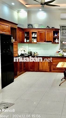 Bán Nhà Cầu Giấy Cạnh ĐHQG 45m 4 Tầng Lô Góc Ô Tô Đỗ Cửa. Giá 13.3 tỷ