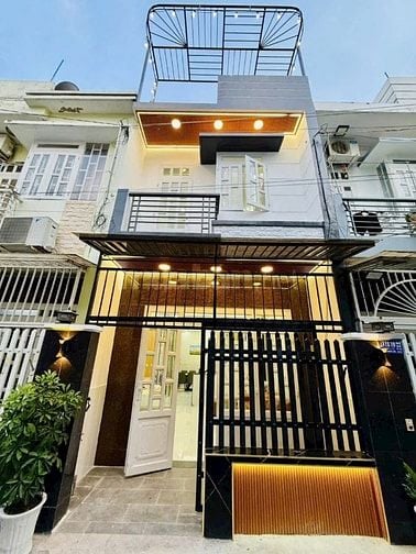 Bán nhà 2 tỷ 180, 48m² đường TL29, Thạnh Lộc, Q12. Hẻm 5m, sổ riêng 