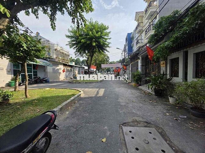 🏦 Nhà mới đẹp NC nup hẻm 920 Quang Trung P8