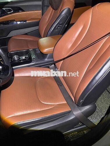 Kia Carnival 2022 2.2D Signature 7 ghế (clone)