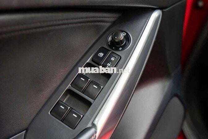 Mazda 6 2016 2.0 AT xe chất, giá như Vios