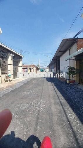 BÁN ĐẤT VƯỜN, MẶT TIỀN HỒ VĂN TẮNG, 8,3M X 38M, GIÁ 450 TRIỆU, BỚT LỘC