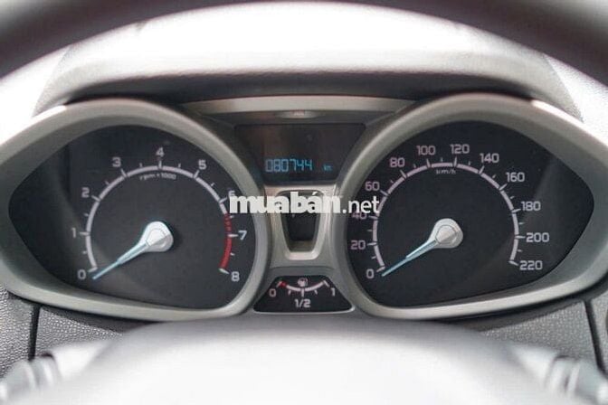 Ford EcoSport 2015 Titanium 1.5L AT - 80000 km