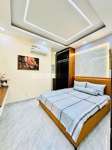 Cần bán gấp nhà 43m2 Lê Văn Duyệt, P3, Bình Thạnh. Gần Cầu Bông, SHR