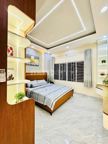 Cần bán gấp nhà 43m2 Lê Văn Duyệt, P3, Bình Thạnh. Gần Cầu Bông, SHR