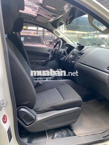 Ford Ranger 2016 XLS 2.2L 4x2 AT - 136000 km