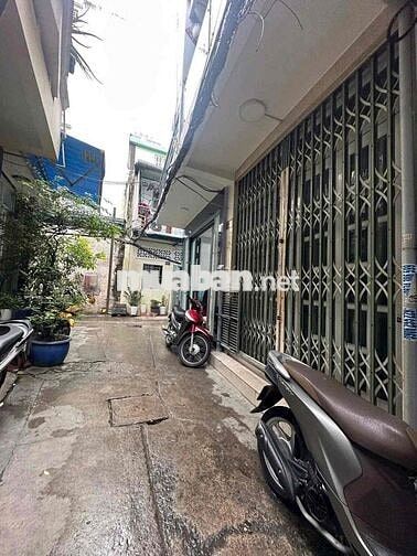 875/ Trần Hưng Đạo 3 Tầng hẻm 4m