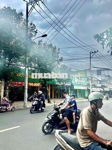 nhà mặt tiền trần thị cờ 2 tầng 4,5x17 đang cho thuê 16 củ