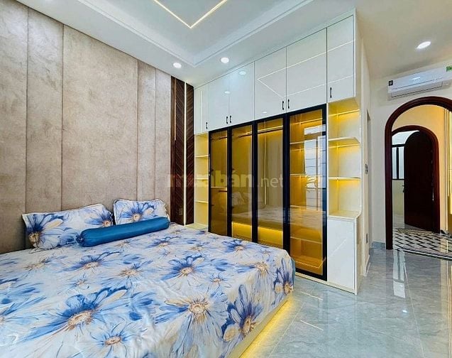 Cần tiền gấp bán nhà riêng đường Trần Huy Liệu,p15, Phú Nhuận. 3,45tỷ