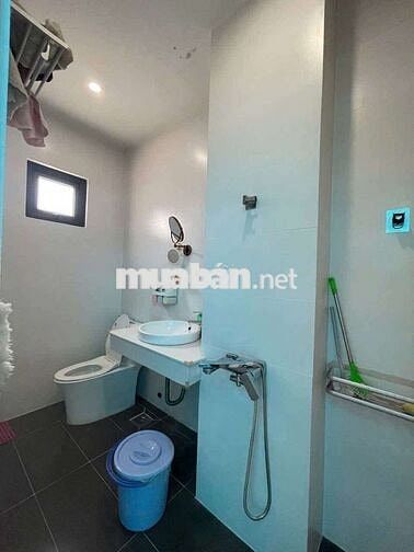 Nhà 3 tầng hiện đại full nội thất chánh nghĩa chỉ 10tr