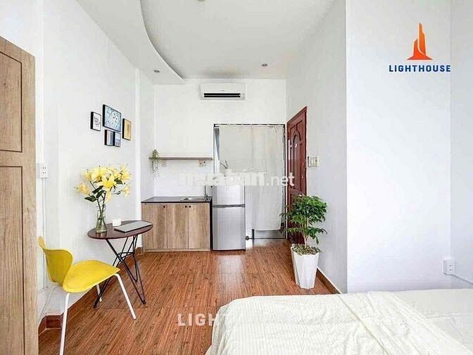 CHÍNH CHỦ CHO THUÊ STUDIO FULL NT CỬA SỔ TRỜI GẦN ĐẦM SEN