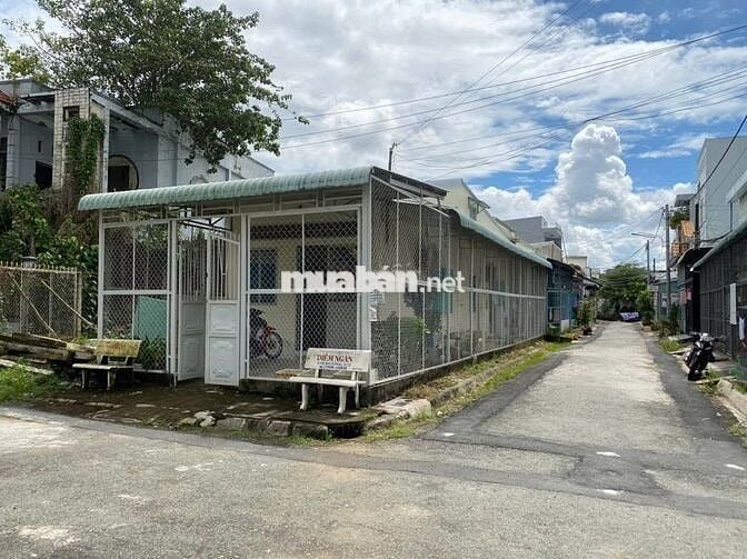Bán nhà kdc đường tầm vu, nhà trung tâm giá chưa tới 3 tỷ