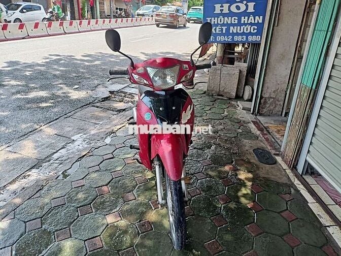 Nhà trật không sử dụng