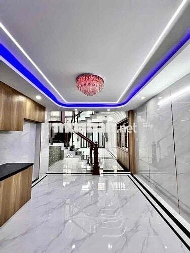 Nhà 5 Tầng Đẹp — Tân Hoà Đông Phan Anh (4x18) 5PN Hướng Đông