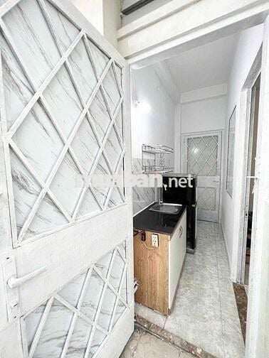 PHÒNG TRỌ TÁCH BẾP  BAN CÔNG BÌNH THẠNH