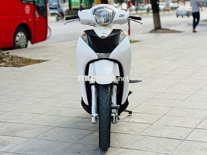 HONDA SH MODE 125 TRẮNG NGUYÊN BẢN