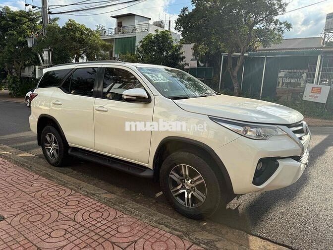 Toyota Fortuner 2017 2.4 Số sàn máy dầu nhập Indo