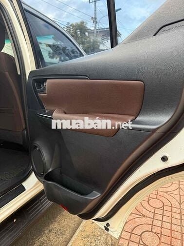 Toyota Fortuner 2017 2.4 Số sàn máy dầu nhập Indo