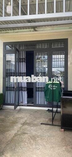 cần bán nhà thị trấn cần đước long an