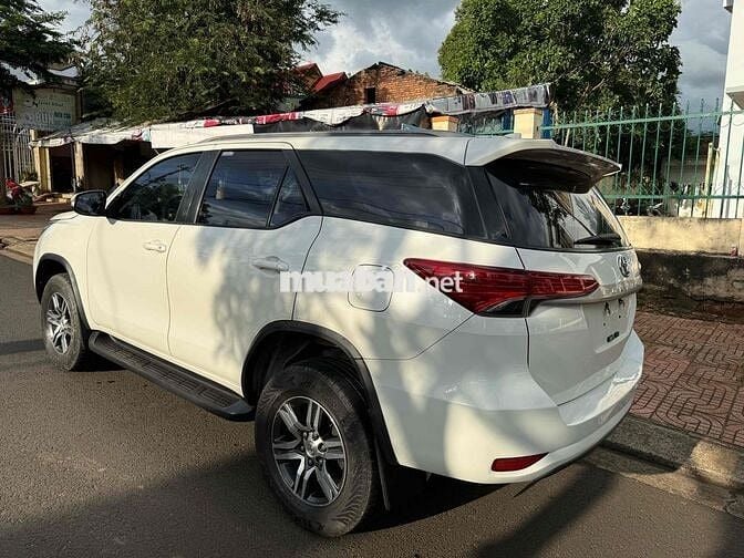 Toyota Fortuner 2017 2.4 Số sàn máy dầu nhập Indo