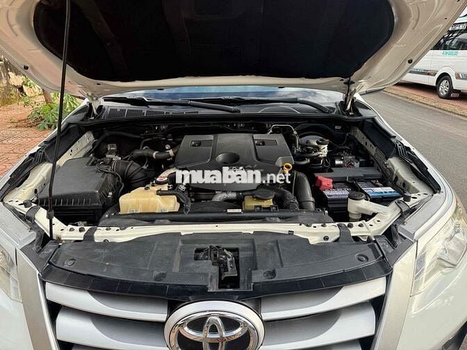 Toyota Fortuner 2017 2.4 Số sàn máy dầu nhập Indo
