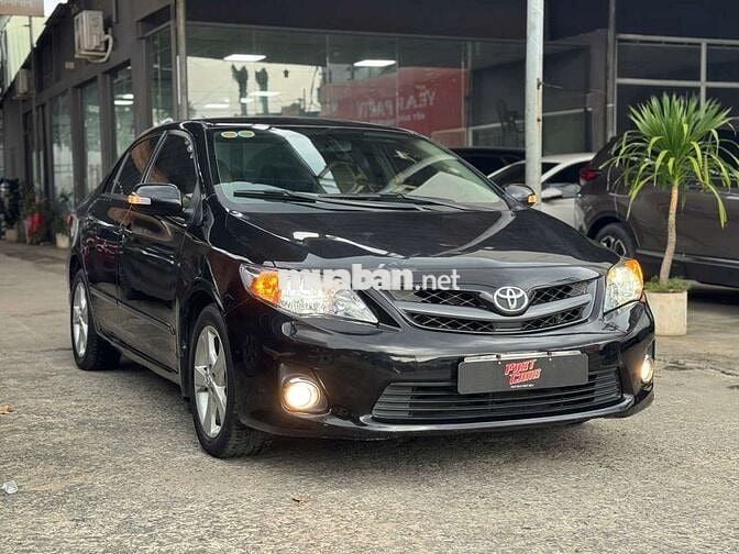 Toyota Corolla Altis 2010 2.0V, màu đen,92.000 km