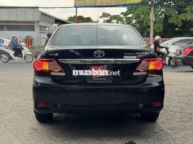 Toyota Corolla Altis 2010 2.0V, màu đen,92.000 km