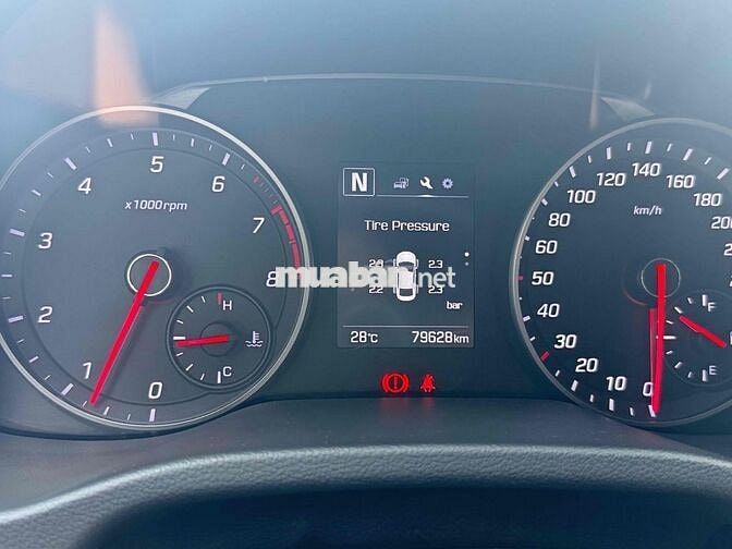 Hyundai Elantra 2018 1.6 AT - 79000 km Full Hãng