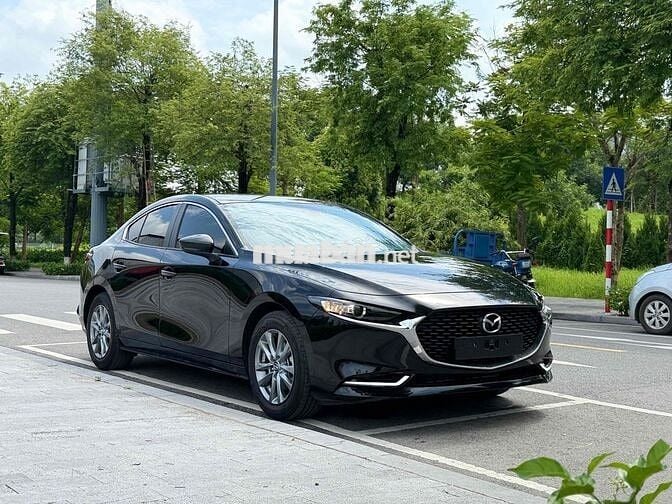 Mazda 3 2025 1.5L Luxury - 1500 km