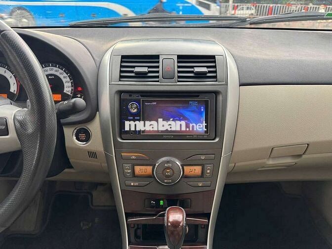 Toyota Corolla Altis 2010 2.0V, màu đen,92.000 km