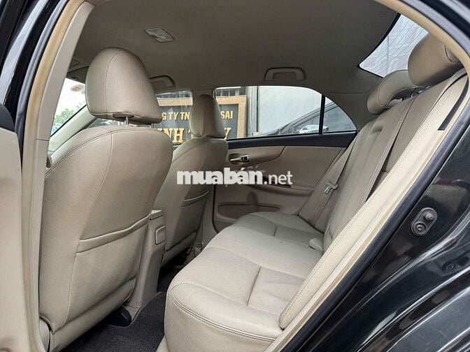 Toyota Corolla Altis 2010 2.0V, màu đen,92.000 km